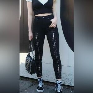 Chic Black Lace-Up Skinny Pants